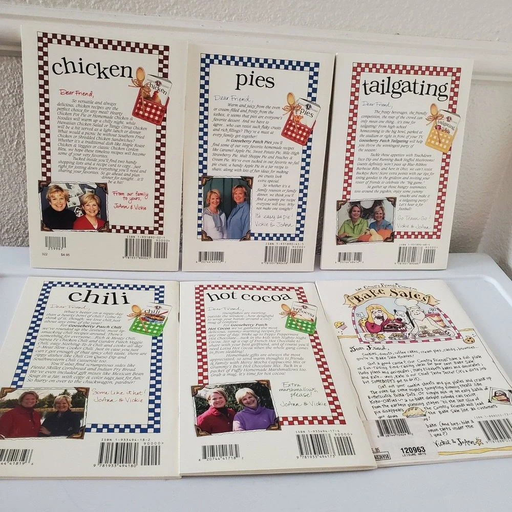Gooseberry Patch Cookbooklet Lot 6 Chicken Pies Tailgating Chili Cocoa Bake Sale